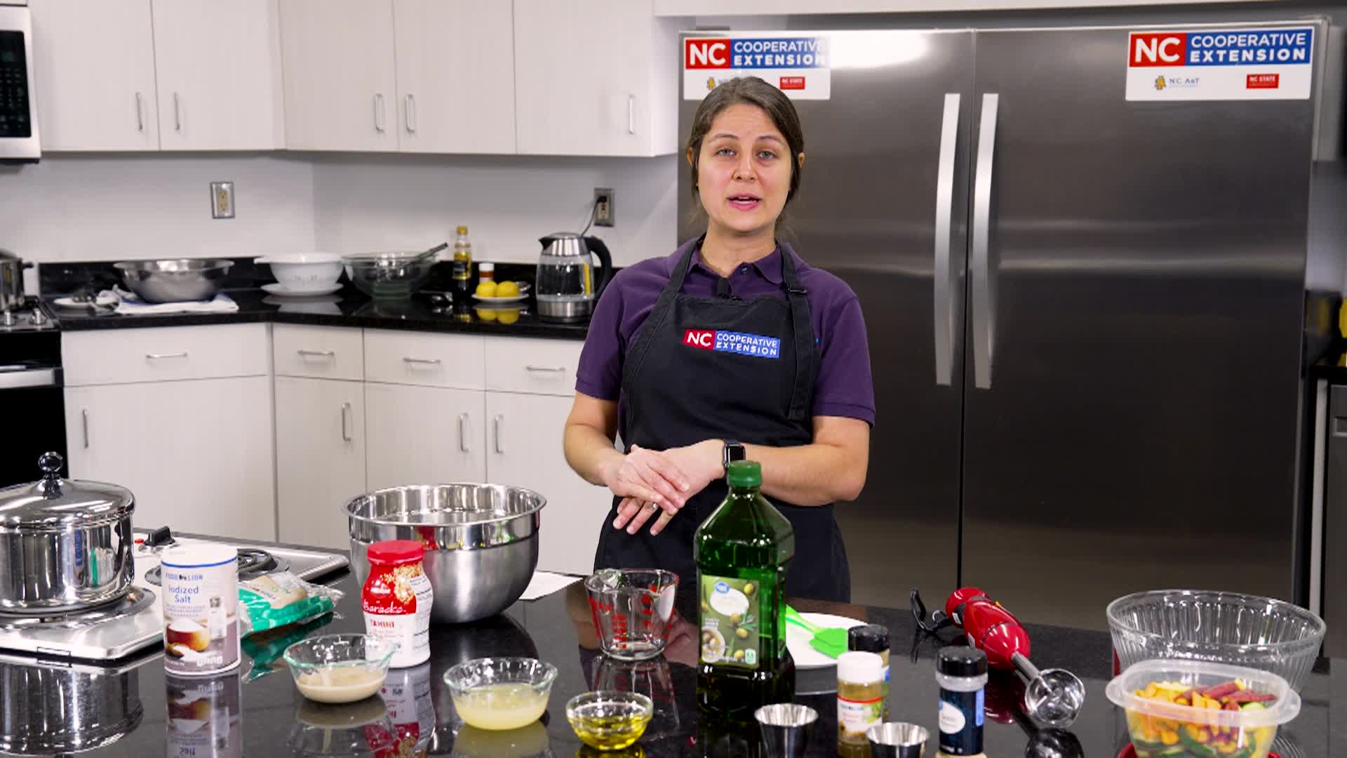 Extension Eats - White Bean Hummus